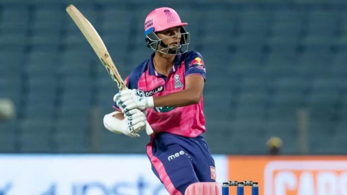 Yashasvi Jaiswal: जायसवाल ने 43 गेंदों में 8 चौकों और 4 छक्कों की मदद से 77 रन बनाएं